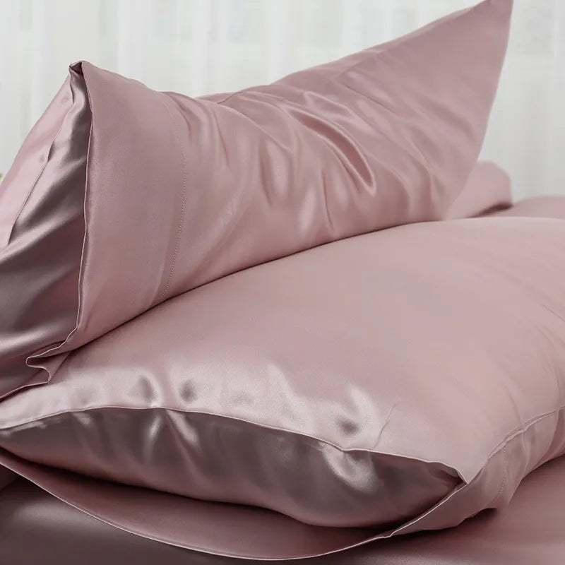 Unisex mulberry silk pillowcase, beneficial for everyone's skin & hair health. Experience ultimate comfort.