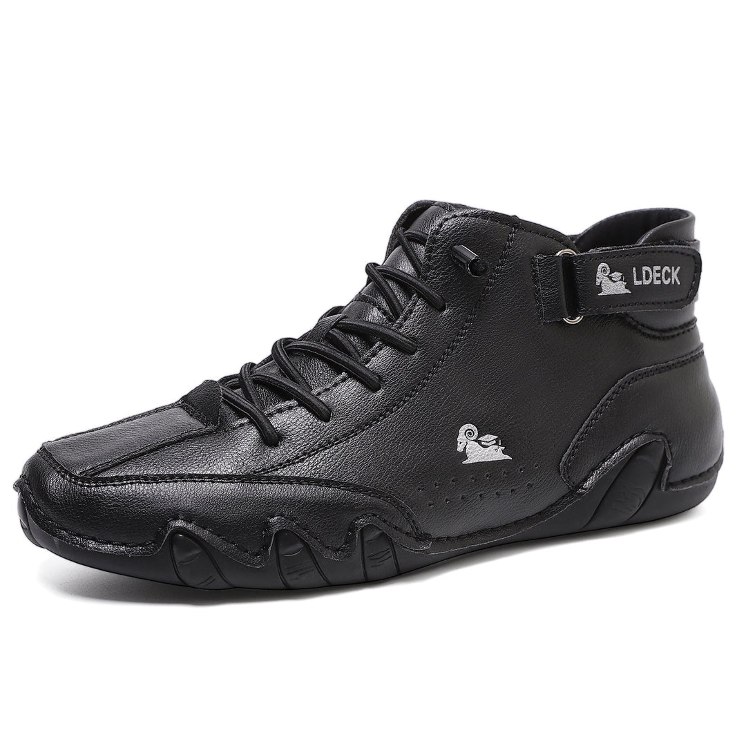 New collection of unisex leather barefoot shoes for healthy, comfortable strides.