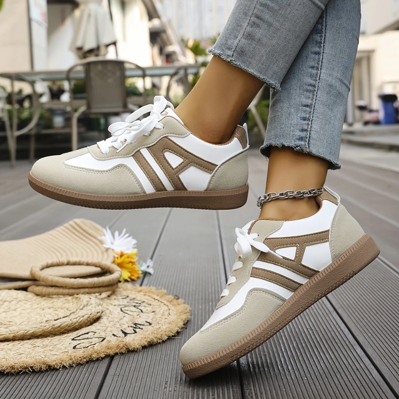 Versatile unisex walking shoes, orthopaedic design for active daily wear & excellent foot support.