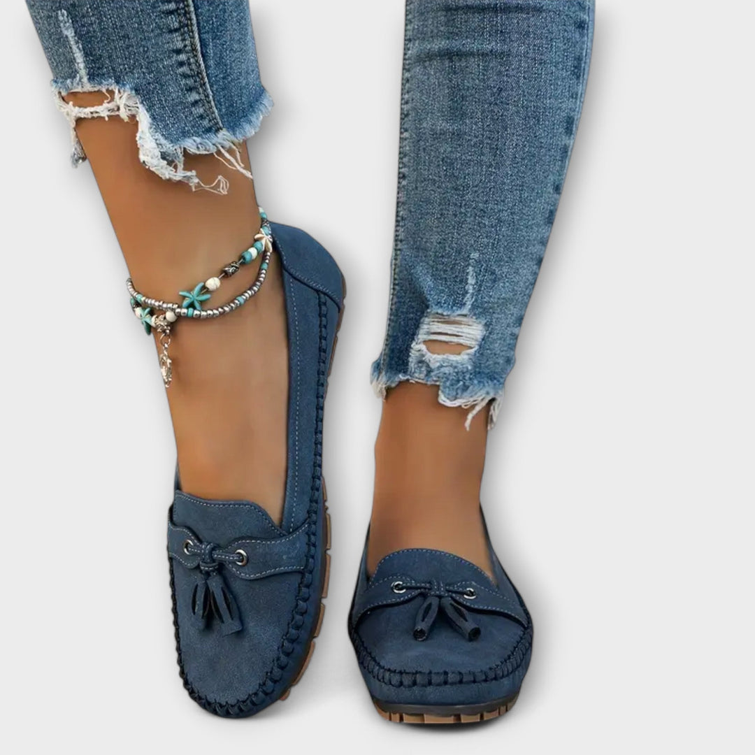 Versatile unisex orthopaedic comfort loafers. Great for walking, work, or casual wear, offering robust arch support.