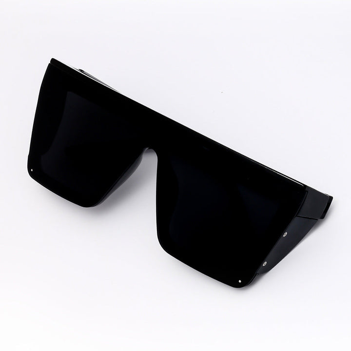 Lightweight, durable oversized sunglasses for men & women, modern fashion eye protection.