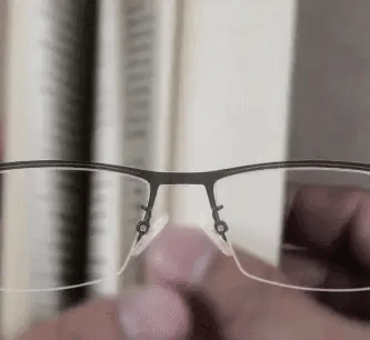 Varifocal reading glasses, light adapting for seamless indoor/outdoor use. Features anti-glare and UV protection.
