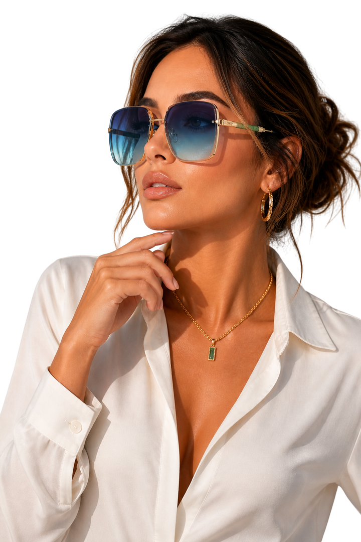 Gold frame aviator sunglasses, unisex, with UV400 gradient lenses for stylish eye protection.