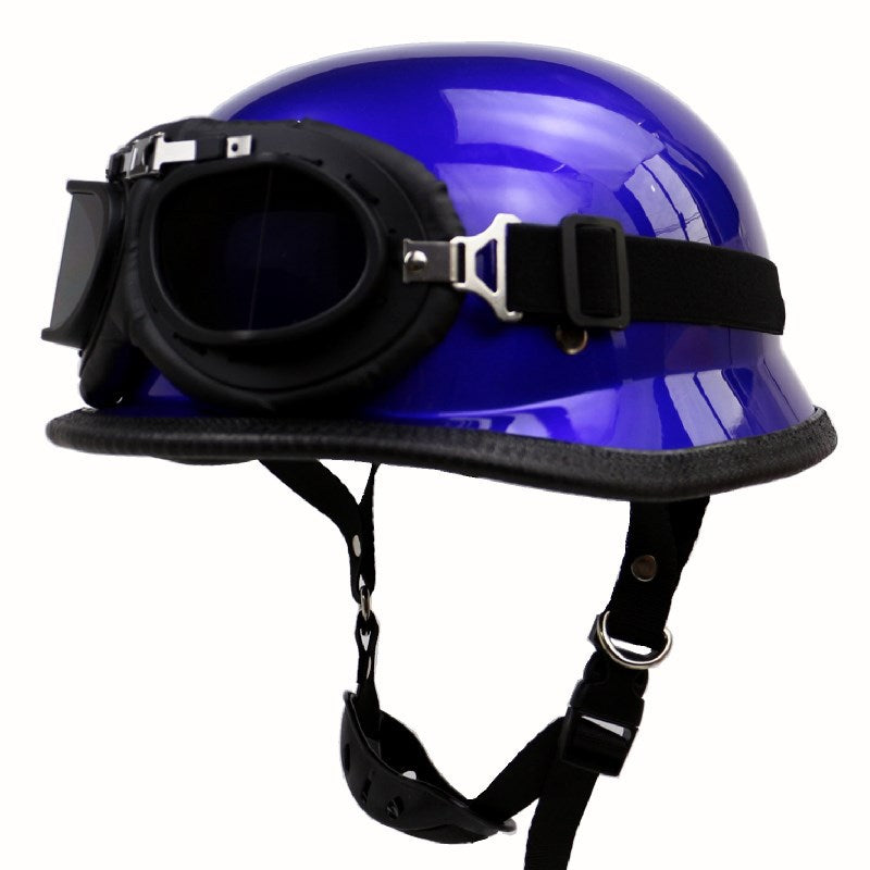 Vintage half-helmet and riding goggles combo, designed for comfortable and safe open-road motorcycle travel.