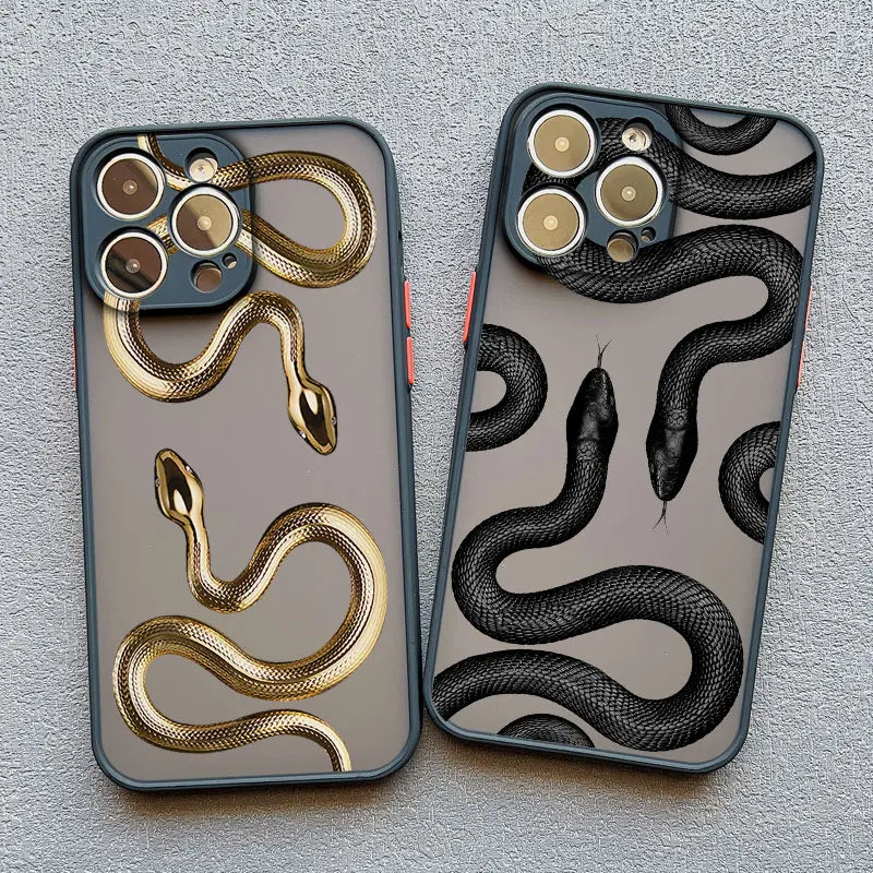 Unisex snake pattern phone case. Slim, shock-absorbing protection with a stylish, fashionable design.
