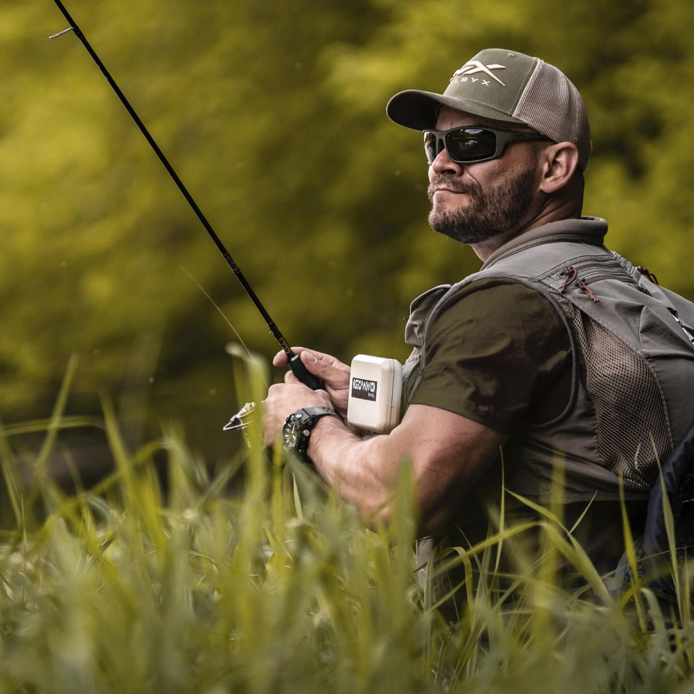 Durable unisex anti-glare sunglasses, perfect for outdoor sports & UV protection.