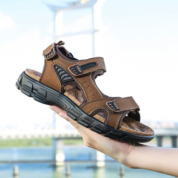 Adjustable velcro sandals in a unisex design, perfect for casual wear and all-day comfort.