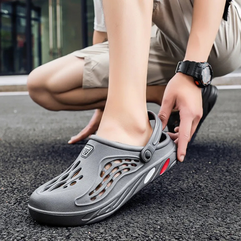 Unisex waterproof comfort sandals, ideal for outdoor adventures & casual summer wear.