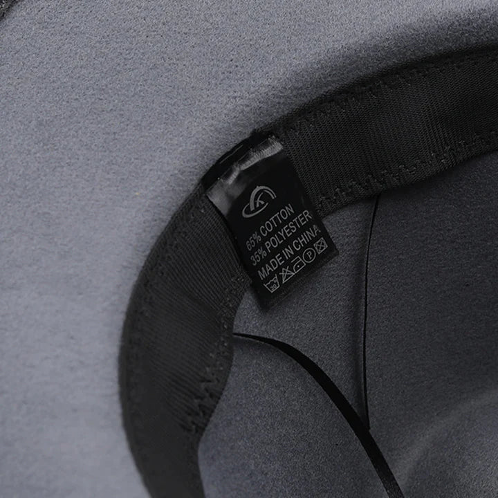 Stylish unisex cowboy hat featuring a distinctive bull buckle band, a classic trendsetter accessory.