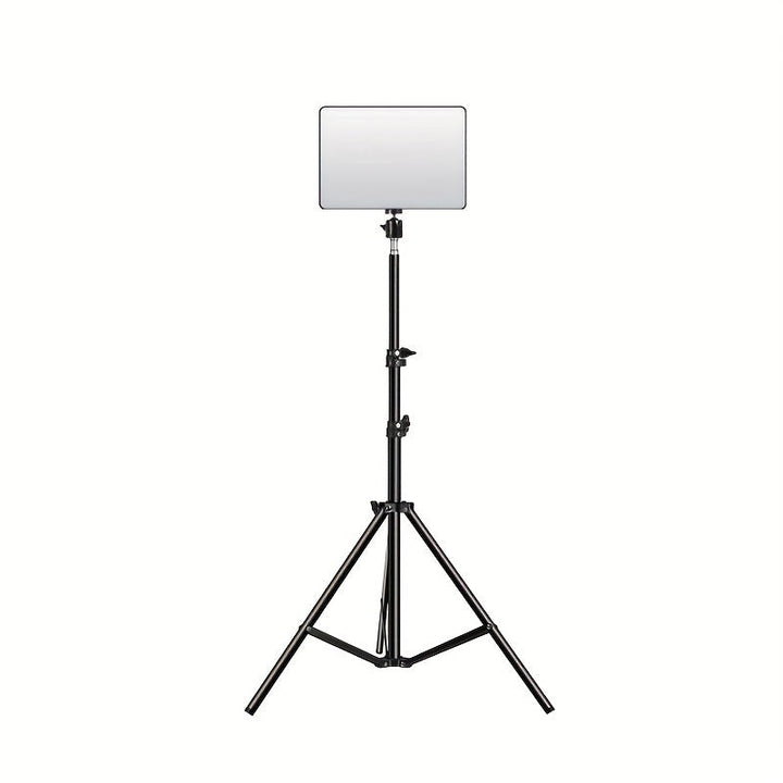Universal studio light stand and lamp kit, perfect for photography, video recording, and professional lighting setups.