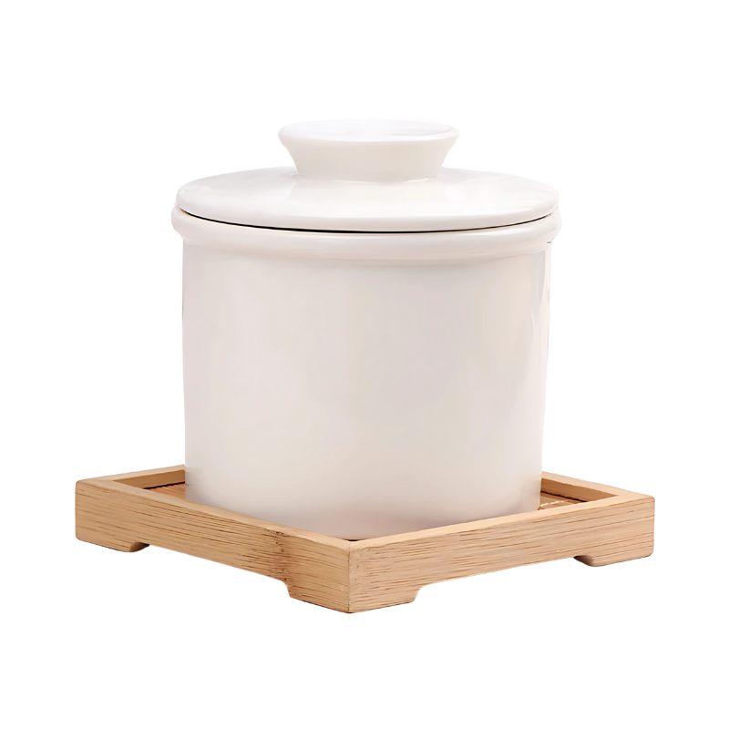 Kitchen ceramic butter keeper, water-sealed design for hygienic, fresh food storage and easy access.