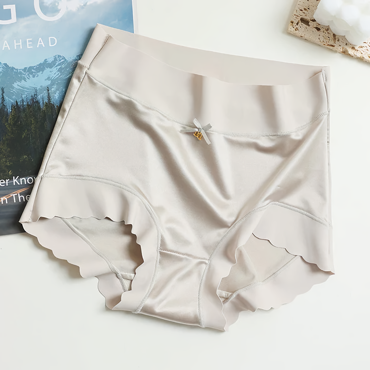 Luxurious silk satin seamless briefs for women. Soft, breathable lingerie ideal for everyday comfort.