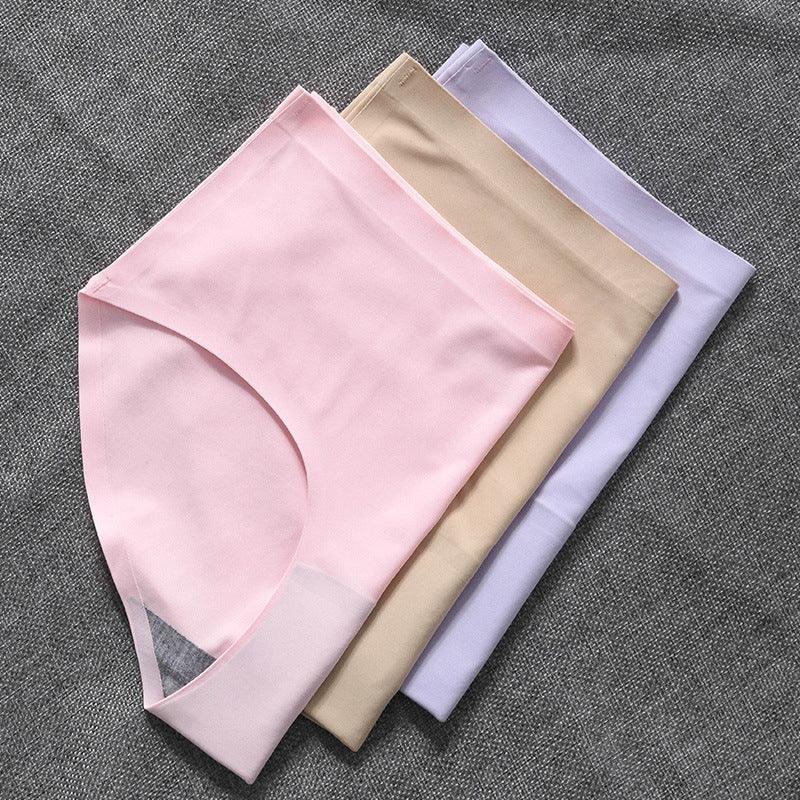 Silky seamless women's briefs, 5-pack, designed for invisible smooth comfort.