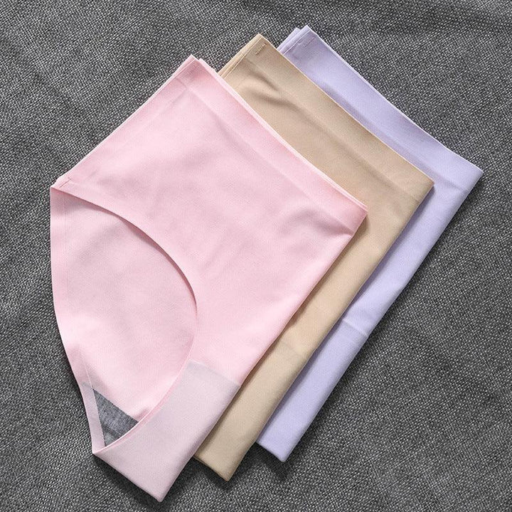 Silky seamless women's briefs, 5-pack, designed for invisible smooth comfort.