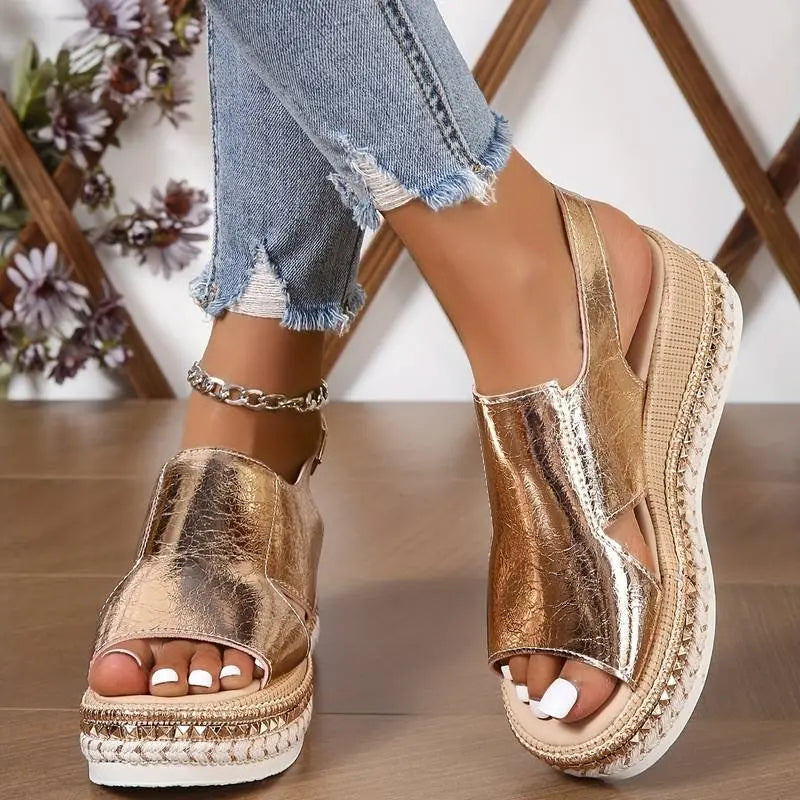 Elegant metallic Aria orthopedic platform sandals for women. Stylish slip-on comfort with excellent foot support.