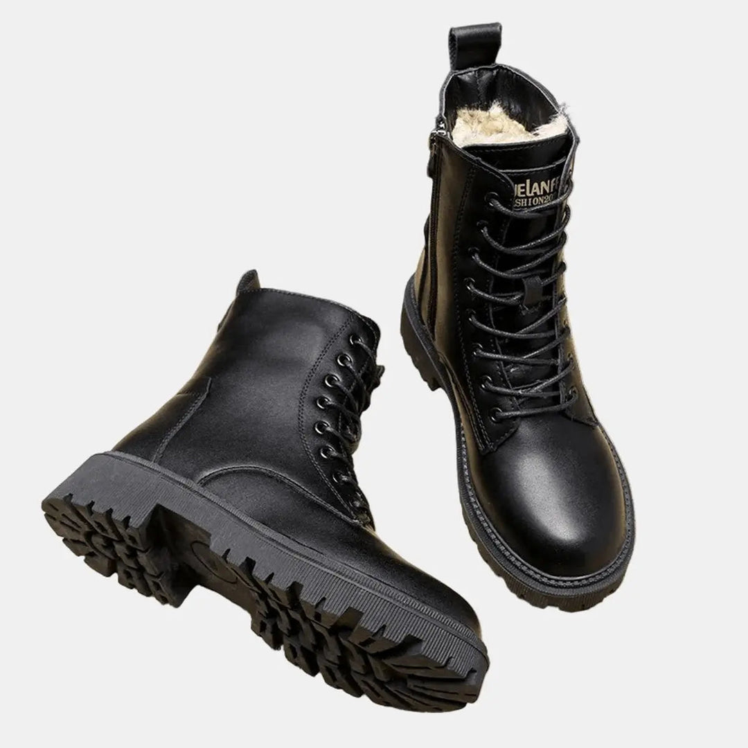 Cozy women's fur-lined combat boots with lace-up design & chunky sole for warmth & edgy winter style.