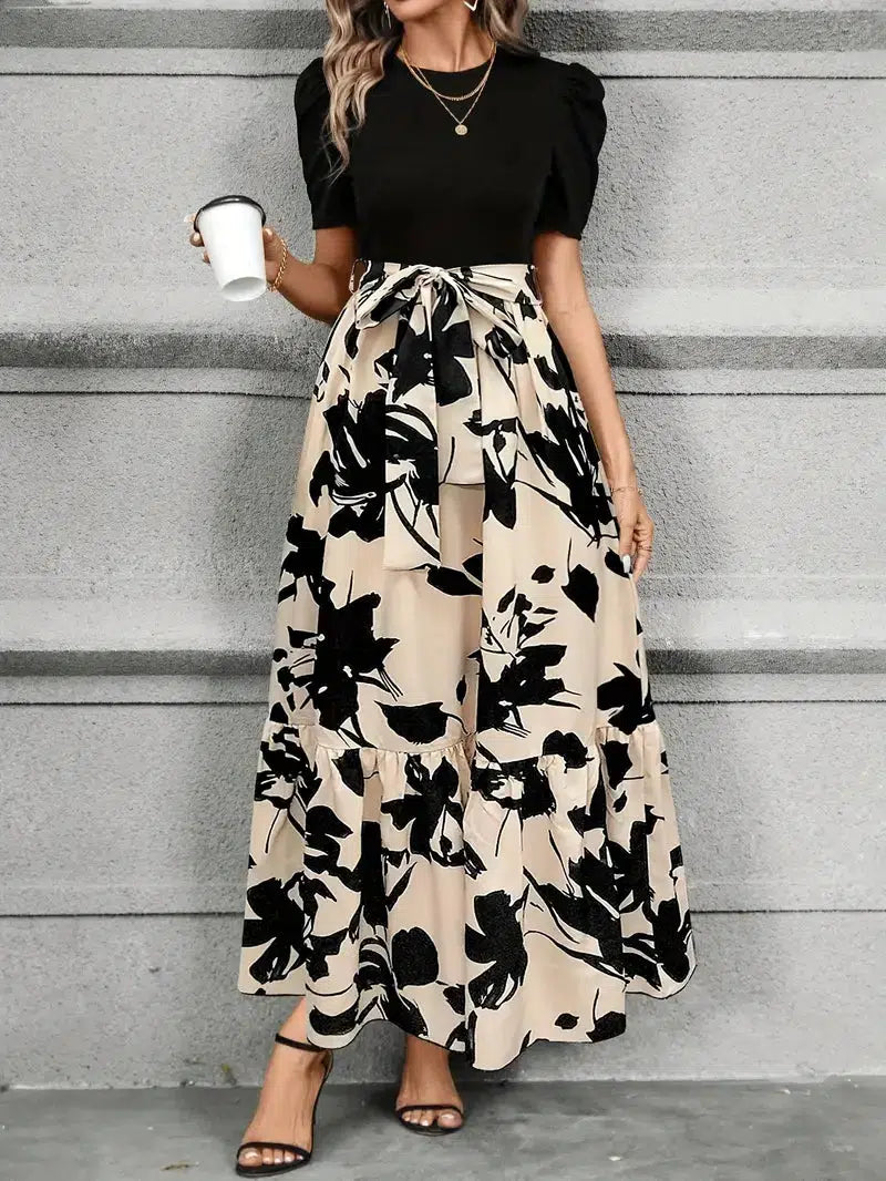 Casual women's botanical print maxi sundress, perfect as a summer dress or vacation outfit.