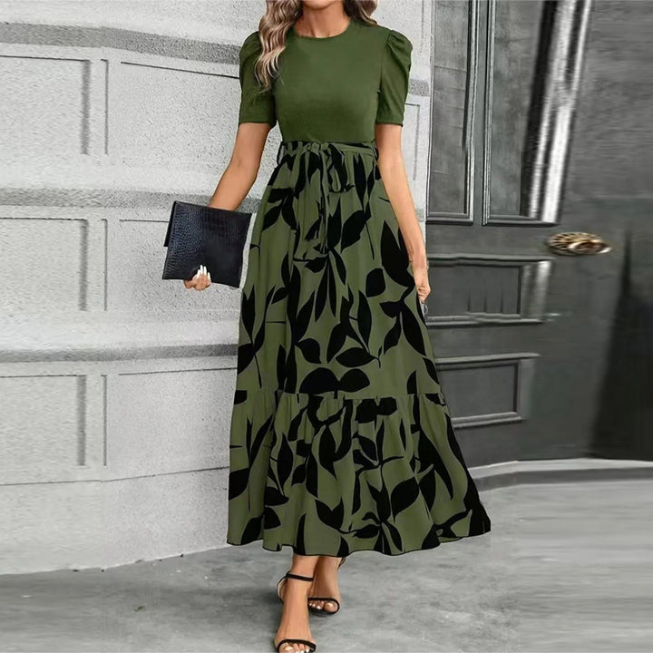 Women's summer maxi dress with a beautiful botanical floral print, perfect for casual or elegant events.