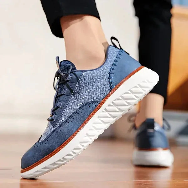 Comfortable blue women's sneakers, lightweight and versatile for casual or light athletic use.