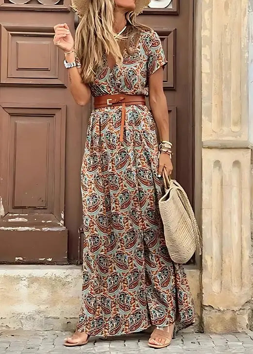 Versatile women's bohemian maxi dress, a comfortable gathered waist design for summer casual or elegant wear.