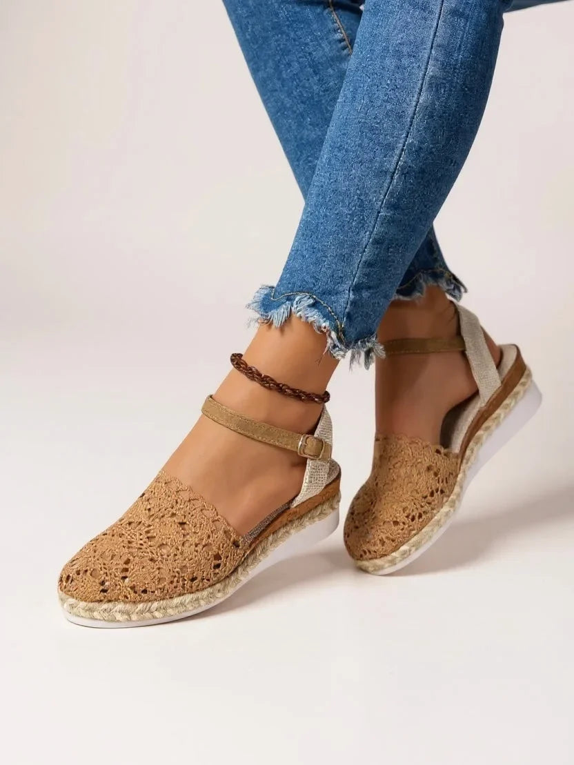 Women's boho crochet platform sandals with closed toe & ankle strap, perfect for summer.