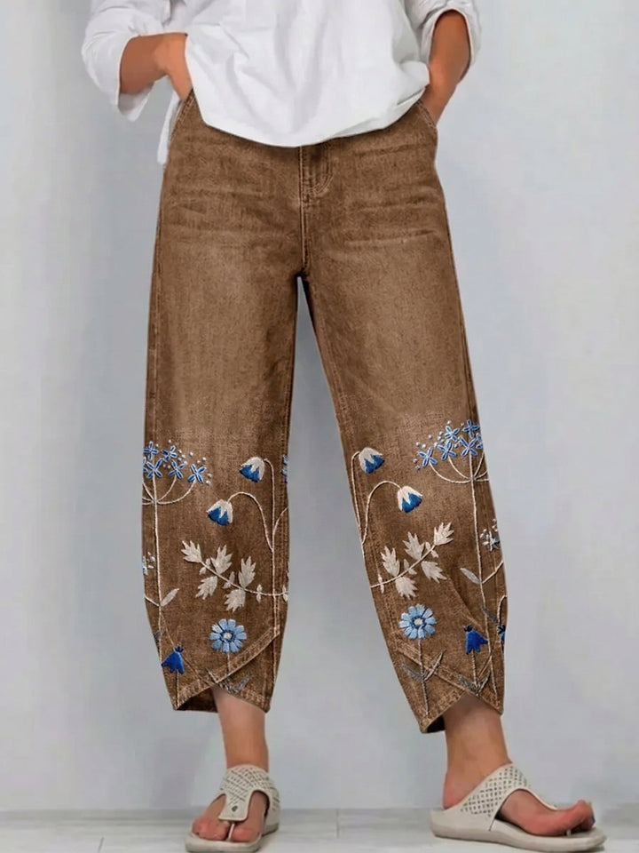 Boho flower print loose trousers for women, lightweight & stylish summer fashion bottoms.