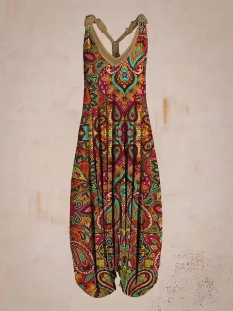 Effortless women's sleeveless jumpsuit, a chic bohemian summer outfit.