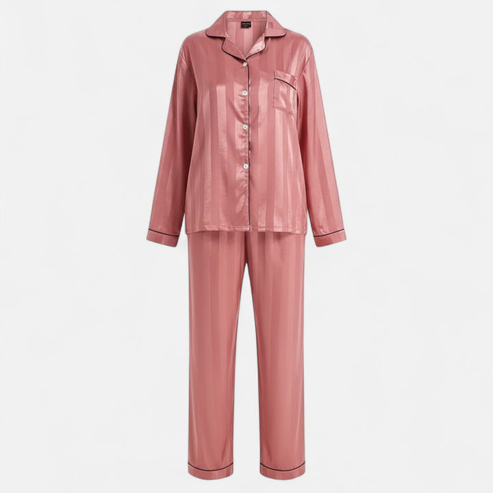 Comfortable & stylish women's bold stripe two-piece lounge set. Long sleeve at-home fashion.