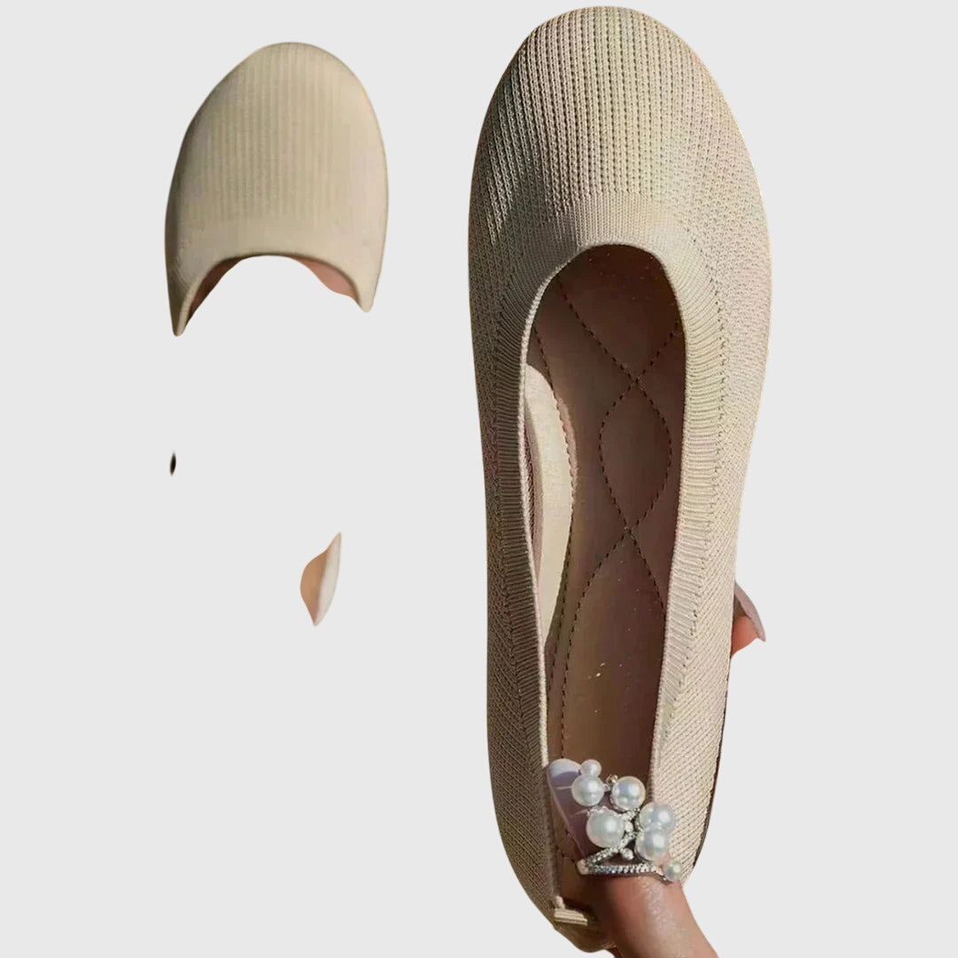 Modern breathable women's walking shoes, anti-slip, with ergonomic arch support for comfort.