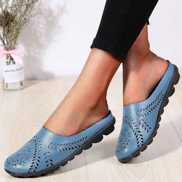 Women's breathable lightweight slippers, perfect for indoor & outdoor casual comfort. Soft, cushioned everyday footwear.