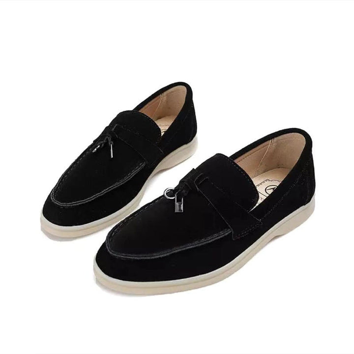 Women's breathable pointed toe loafers. Elegant slip-on flats for all-day comfort, perfect for spring and summer.