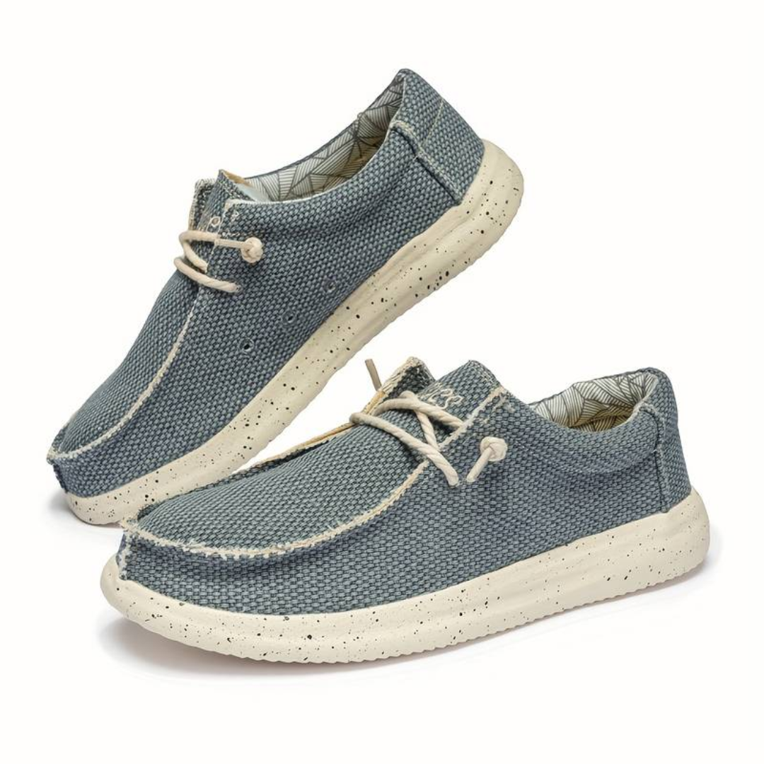 Lightweight and durable women's casual shoes, designed for everyday comfort.