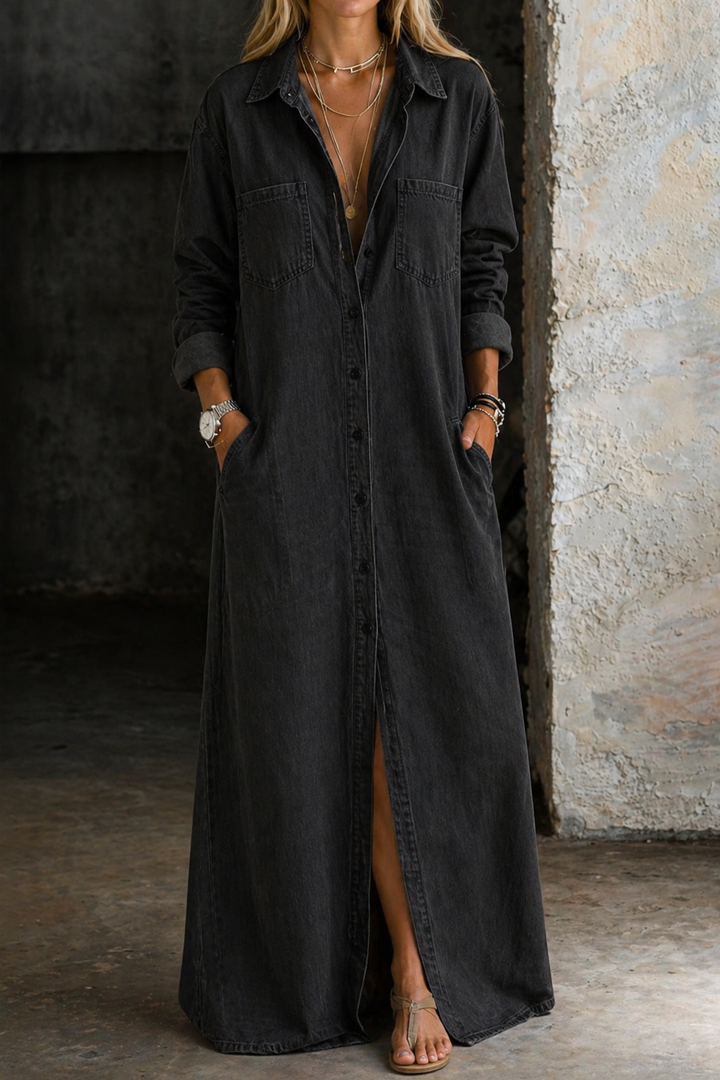 Comfortable women's button-down longline dress, featuring a classic collar and convenient pockets for daily wear.