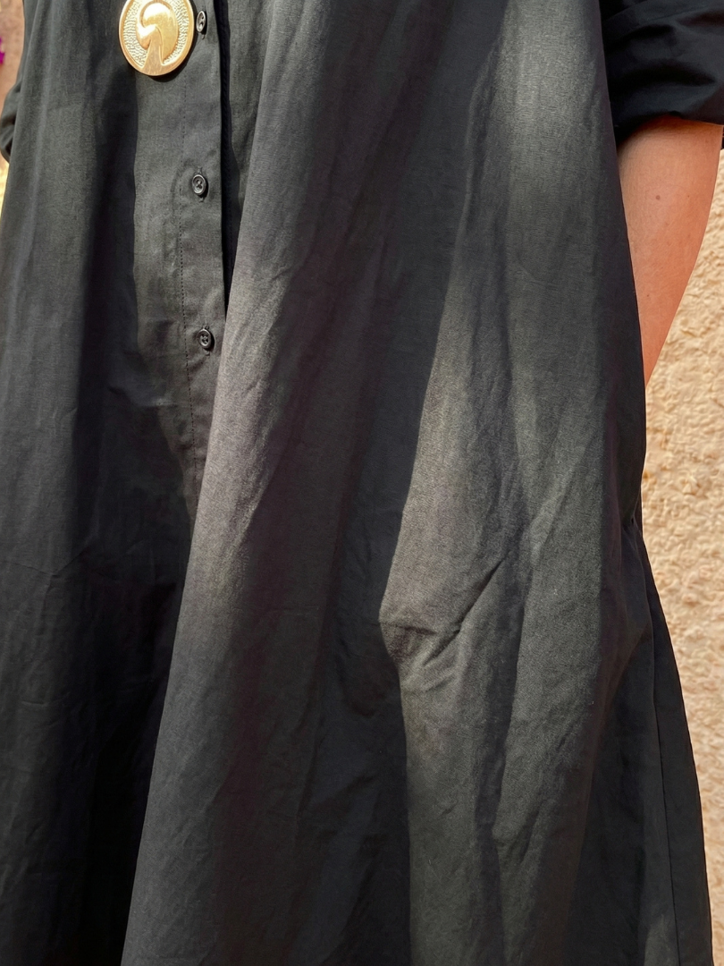 Collared button-front midi dress for women, a versatile casual shirt dress for daily style.
