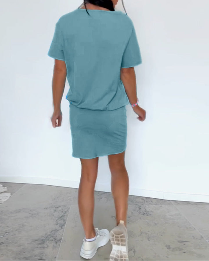 Comfortable & versatile women's midi dress, perfect for casual elegant outfits.