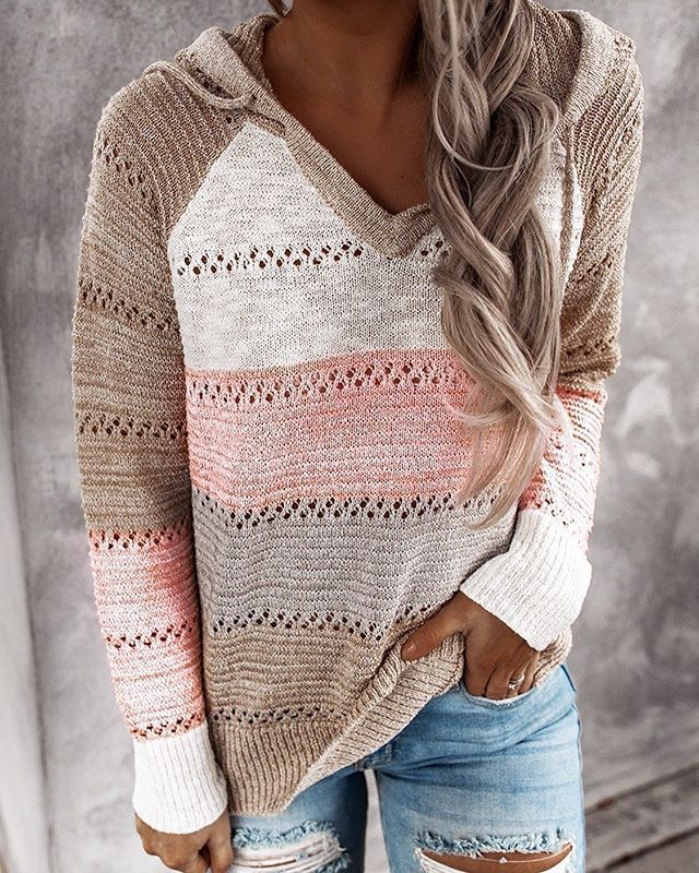 Women's casual everyday hoodie in a modern, stylish design.