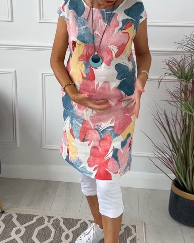 Stylish ladies' casual floral dress, knee-length, ideal for spring fashion.