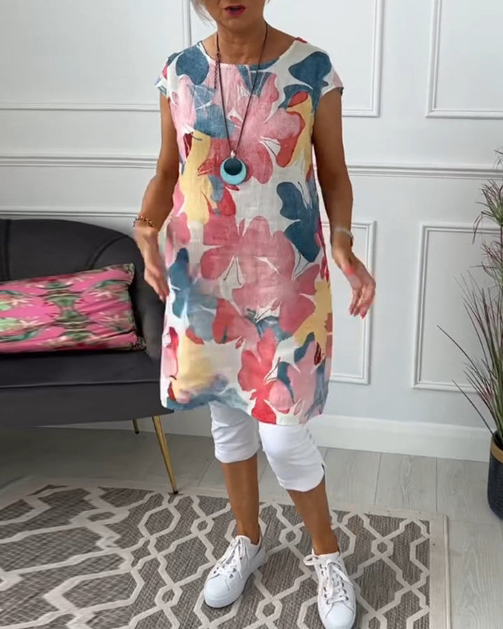Versatile women's casual floral dress, perfect for spring and summer fashion.