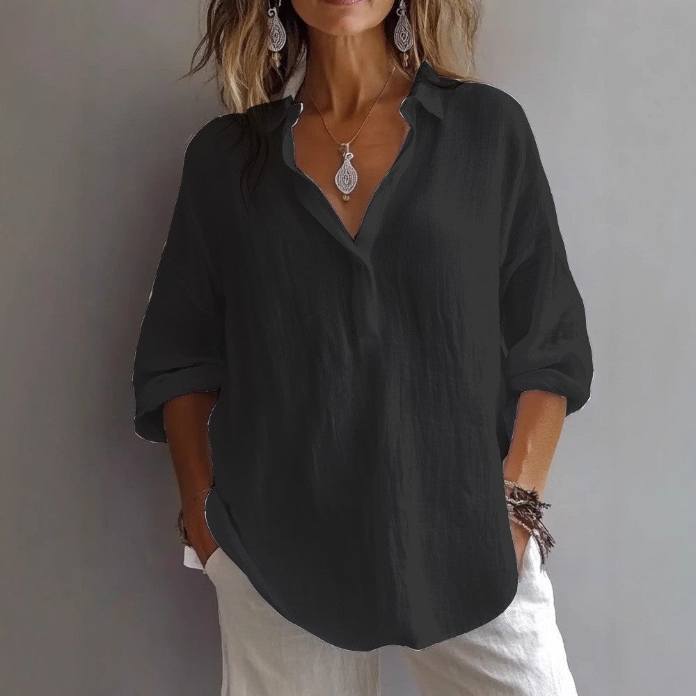 Casual and chic: Women's button-down shirt in a light linen blend.
