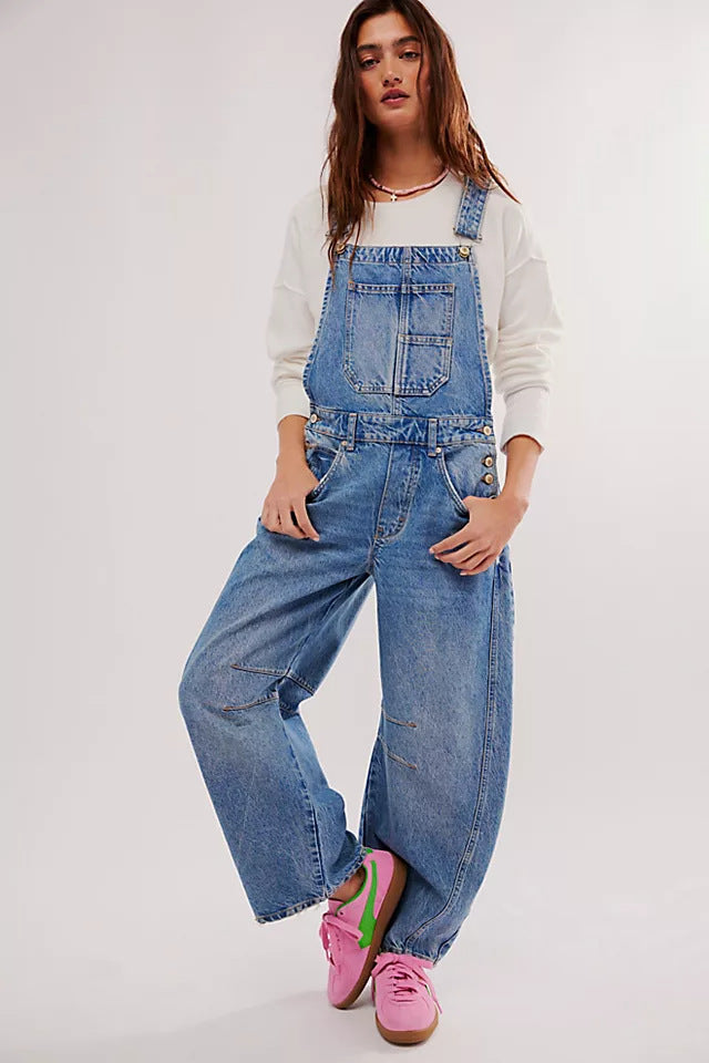 Stylish and practical women's overalls with multiple pockets