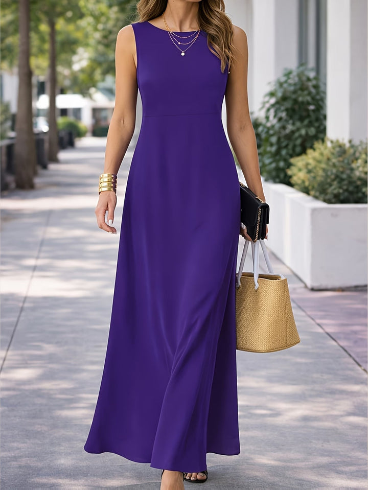 Relaxed fit women's tank maxi dress. Comfortable sleeveless design, ideal for casual summer travel.