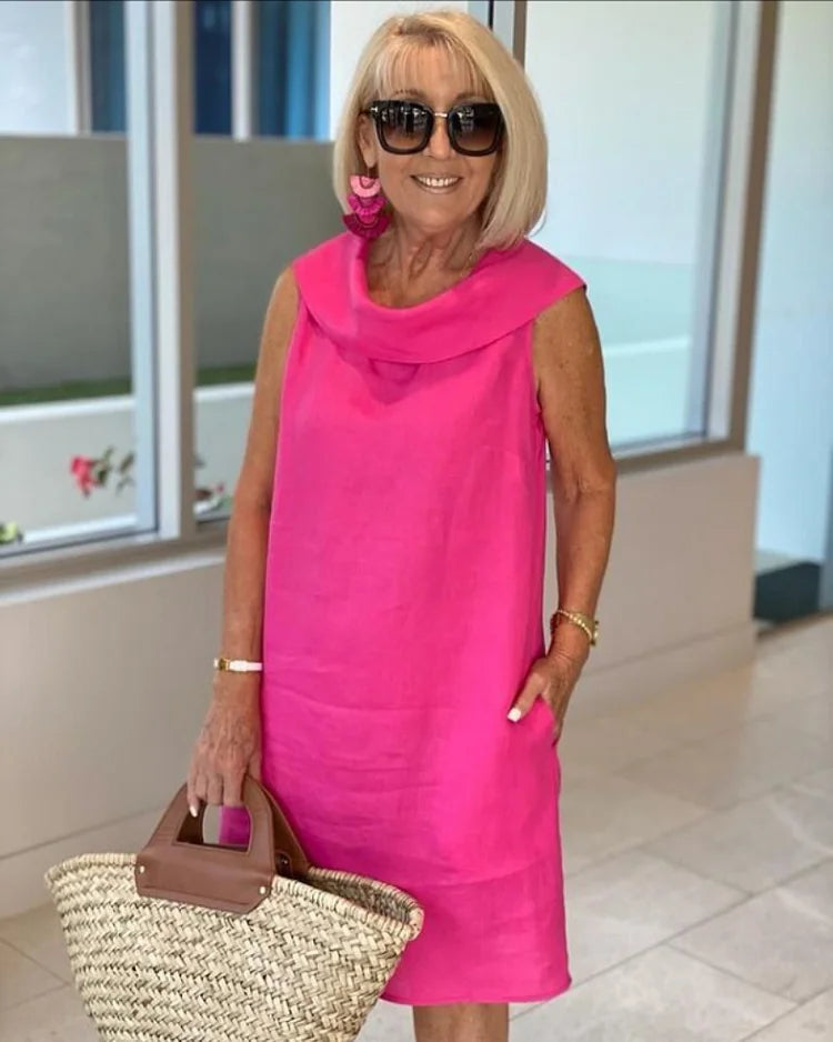 Women's casual sleeveless round neck sheath dress. Perfect for effortless everyday summer style and comfort.