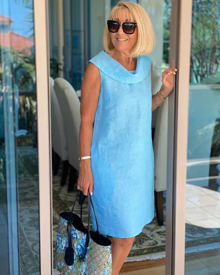 Versatile women's sleeveless round neck dress. Ideal casual summer dress for various everyday occasions.