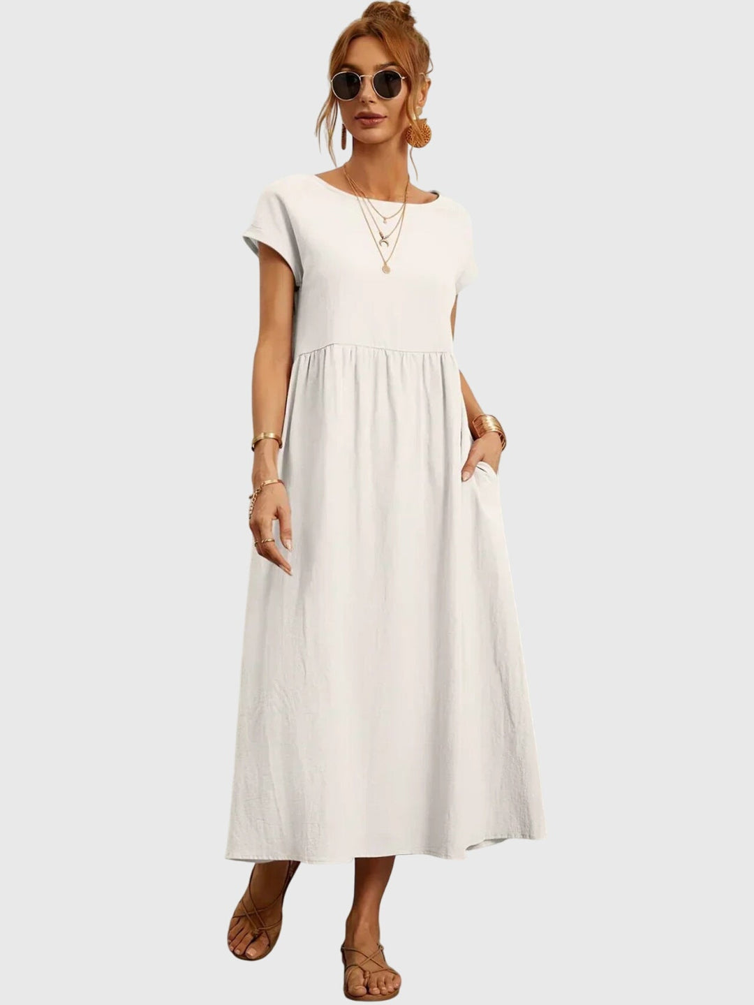 Stylish women's casual pocket t-shirt dress, ideal for effortless everyday fashion and summer comfort.