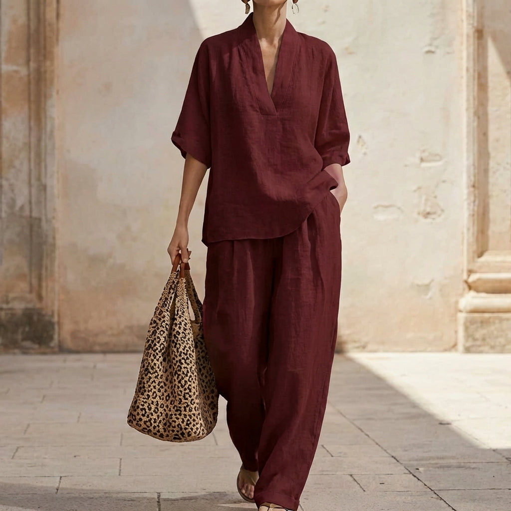 Comfortable women's two-piece summer set with breathable fabric & relaxed wide-leg pants for casual wear.