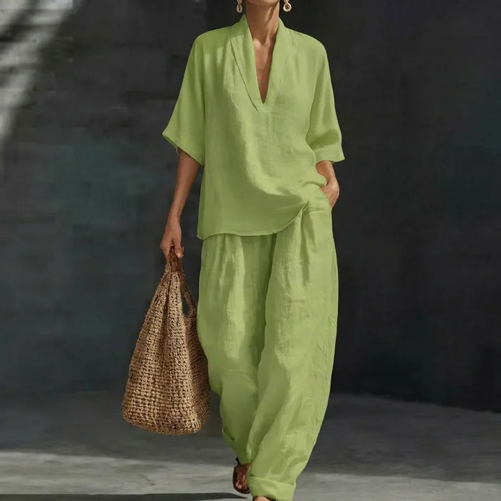 Complete women's two-piece summer set: matching top and wide-leg pants for an effortless, versatile casual outfit.