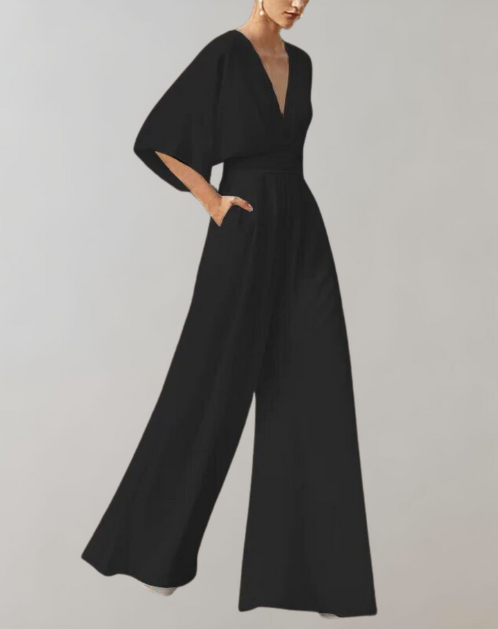 Stylish women's wide leg casual jumpsuit, perfect for effortless everyday wear and summer fashion.
