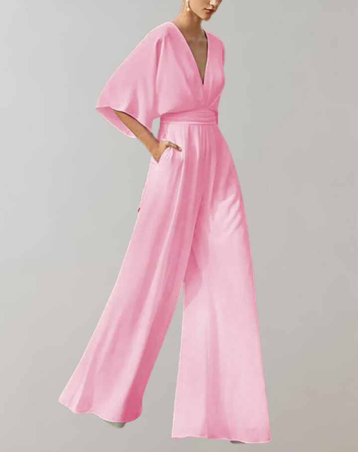 Chic women's wide leg one-piece jumpsuit, an essential for a comfortable and stylish summer wardrobe.