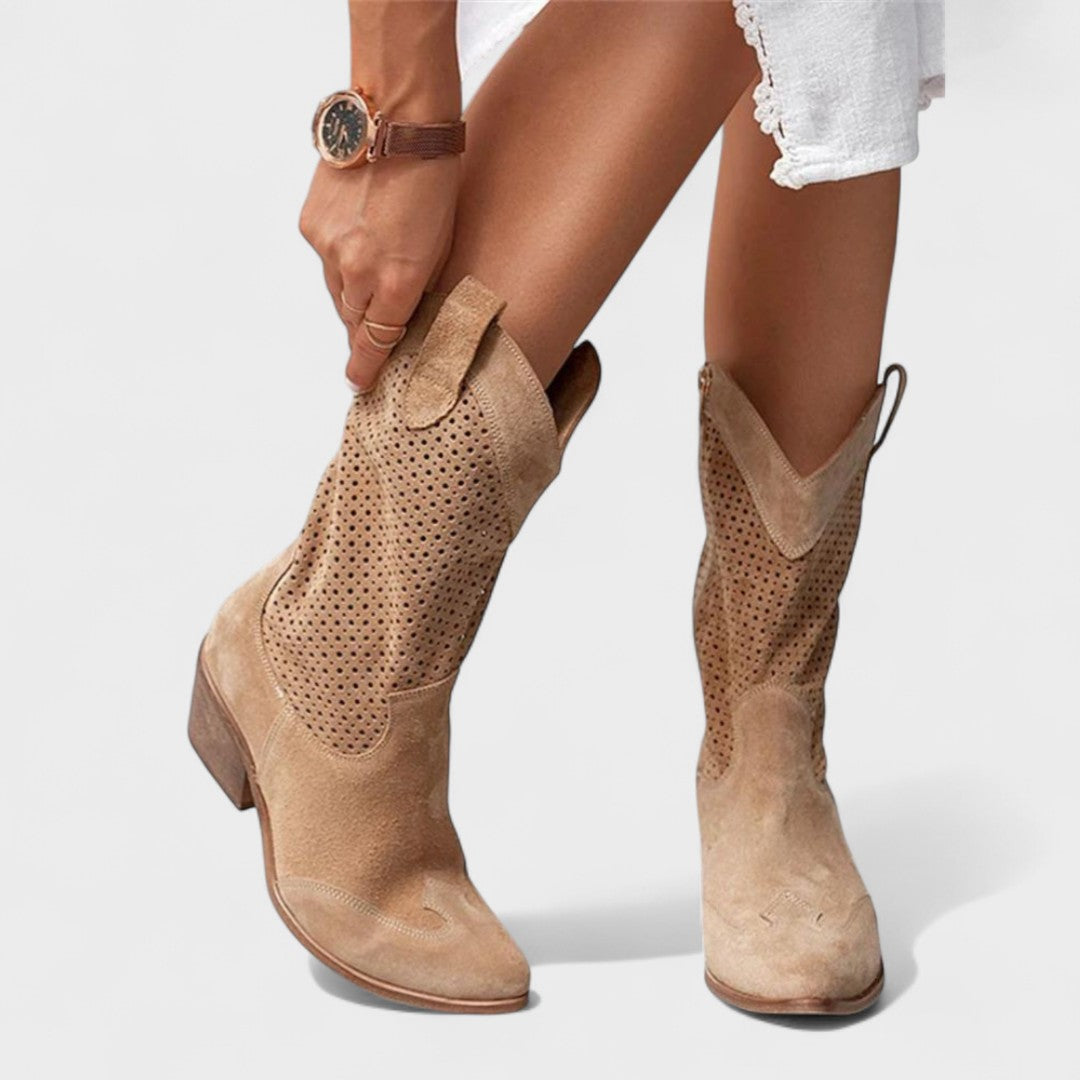 Women's chic comfort western boots, perfect for stylish everyday wear and fashion.