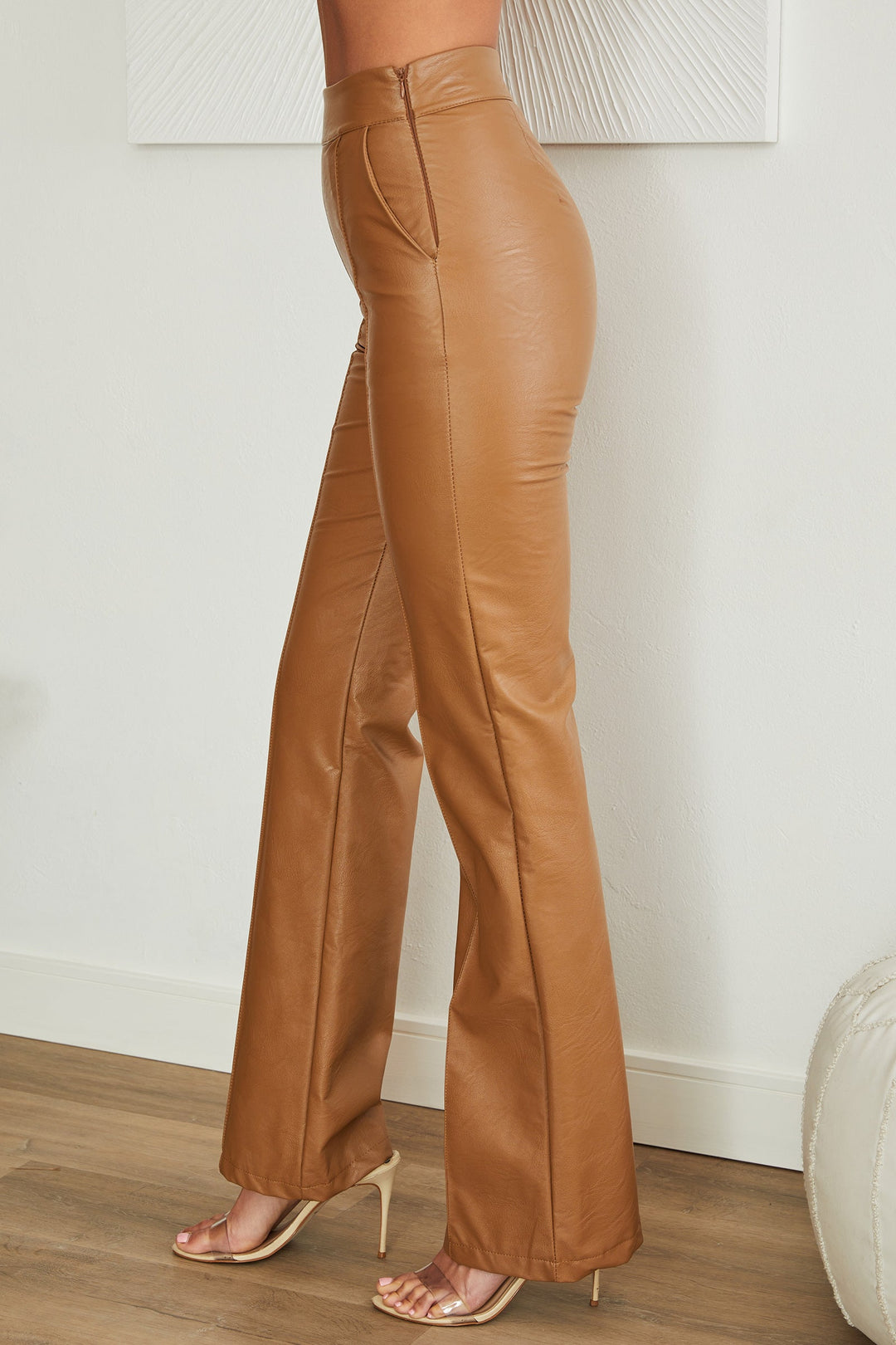 Chic women's straight leg pants in durable faux leather, Italian inspired.